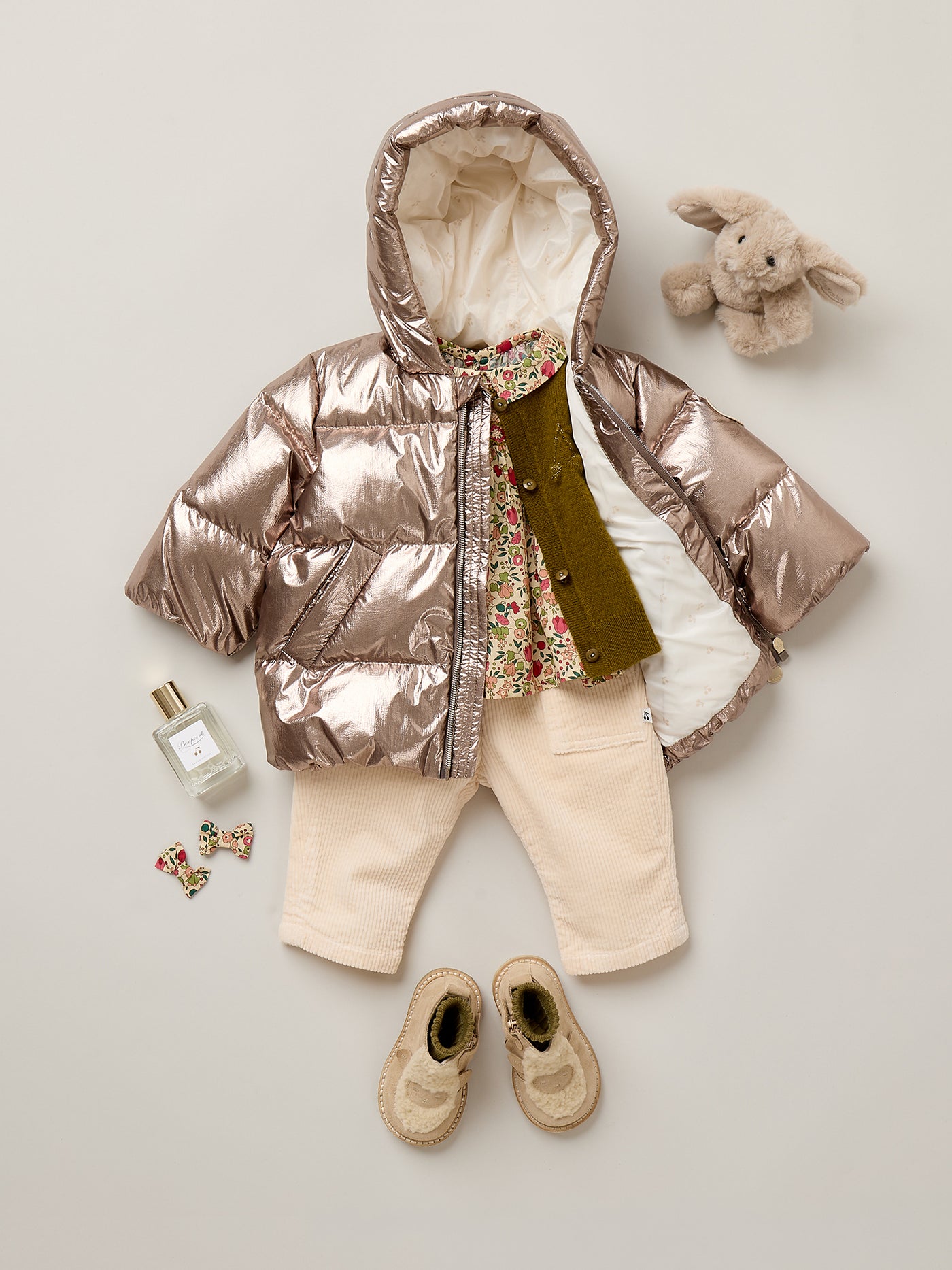 Look Bébé fille Hiver 2026 - Doudoune Bozen métallique